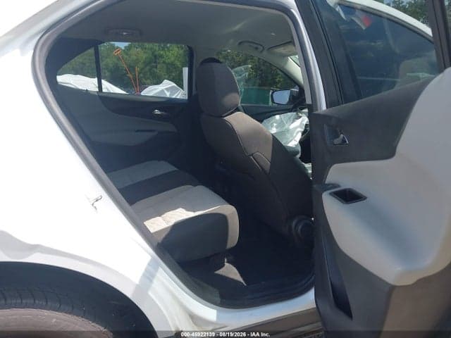 2019 CHEVROLET EQUINOX LS 8