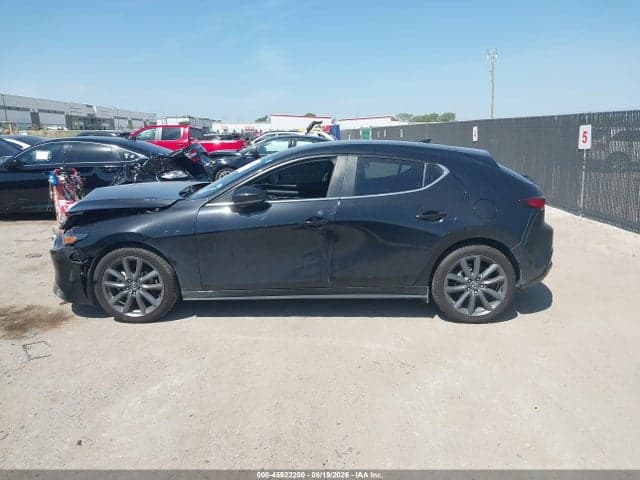 2019 MAZDA MAZDA3 PREFERRED PACKAGE 14