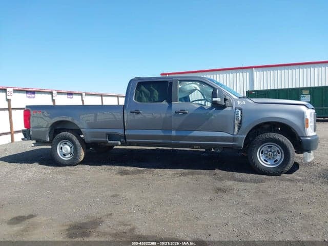 2024 FORD F-250 XL 15