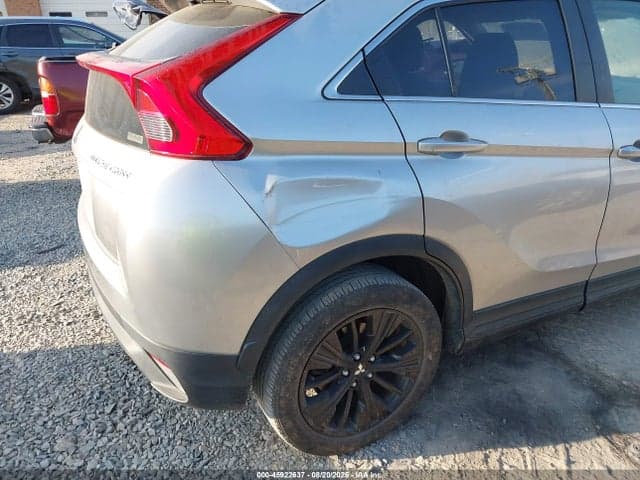 2019 MITSUBISHI ECLIPSE CROSS LE 18