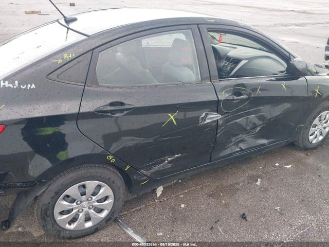 2017 HYUNDAI ACCENT SE 12