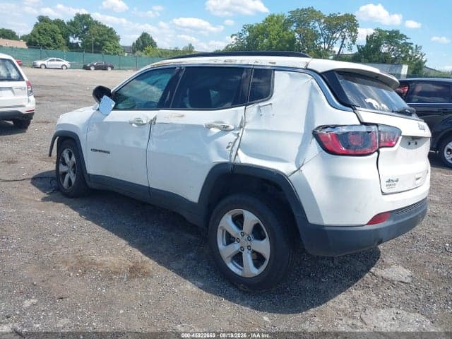 2017 JEEP NEW COMPASS LATITUDE 4X4 3