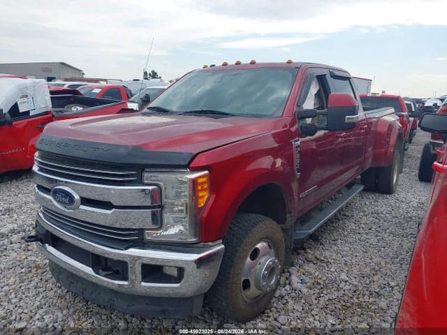 2017 FORD F-350 LARIAT 2
