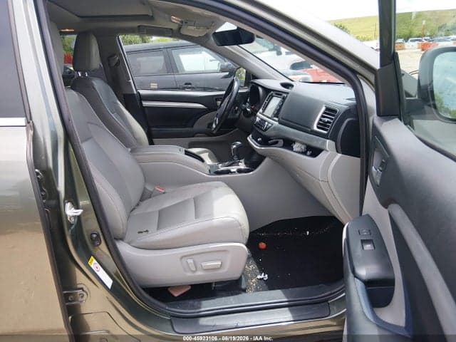 2018 TOYOTA HIGHLANDER XLE 5