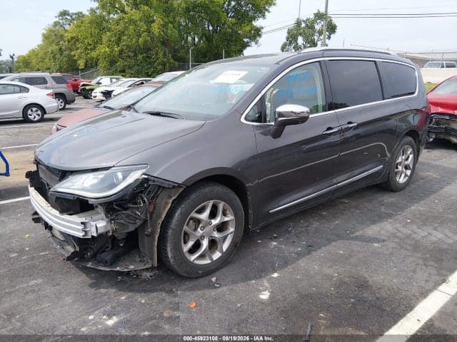 2017 CHRYSLER PACIFICA LIMITED 2