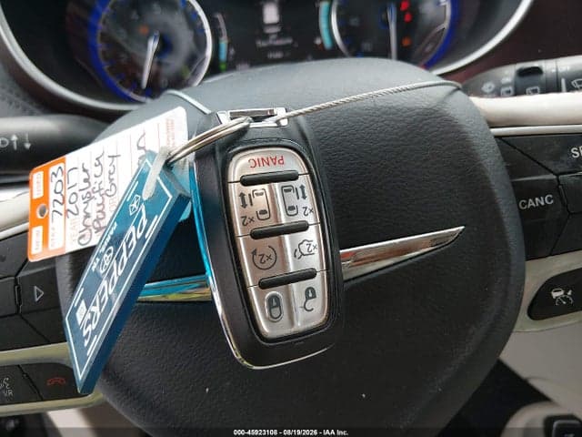 2017 CHRYSLER PACIFICA LIMITED 11