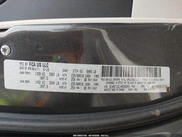 2017 CHRYSLER PACIFICA LIMITED 9