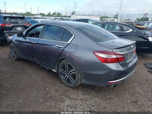 2017 HONDA ACCORD SPORT 3