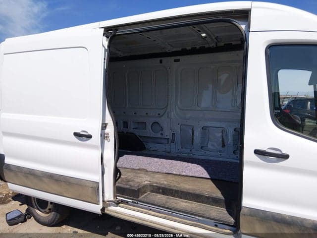 2025 FORD TRANSIT-250 8