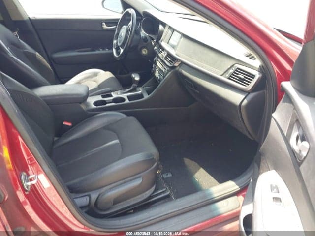 2018 KIA OPTIMA S 5