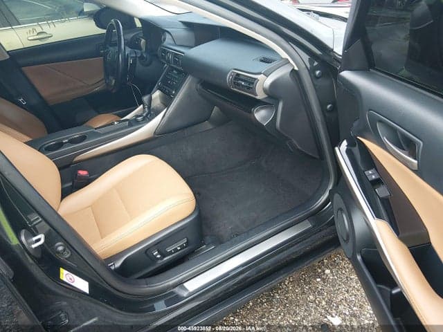 2017 LEXUS IS 300 5