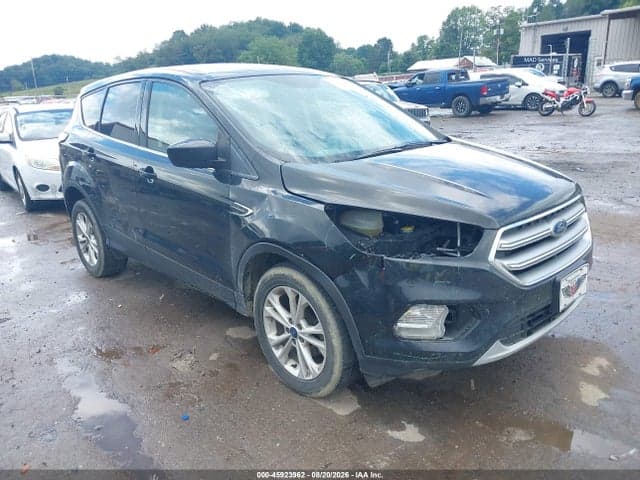 2017 FORD ESCAPE SE 1