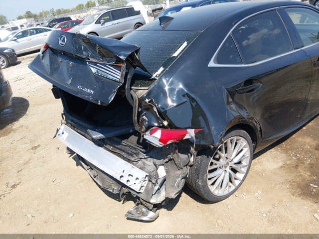2017 LEXUS IS 200T 6
