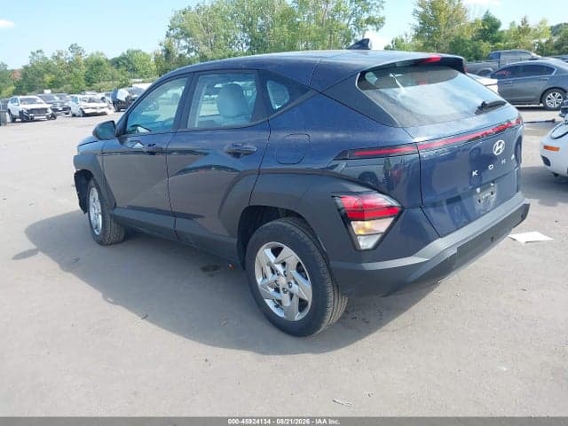 2024 HYUNDAI KONA SE 3