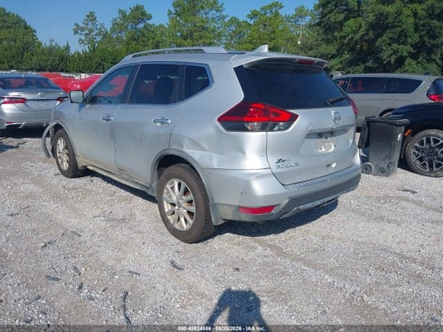 2018 NISSAN ROGUE SV 3