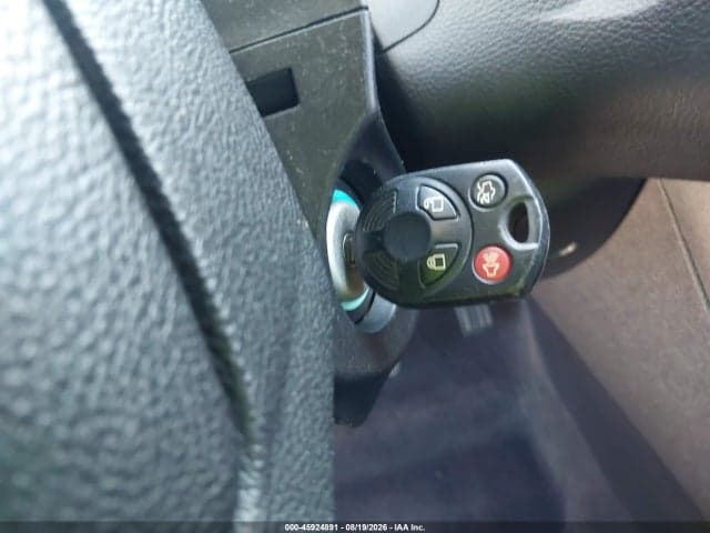 2017 FORD FOCUS SE 11