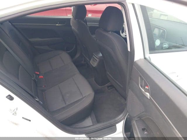 2018 HYUNDAI ELANTRA SEL 8