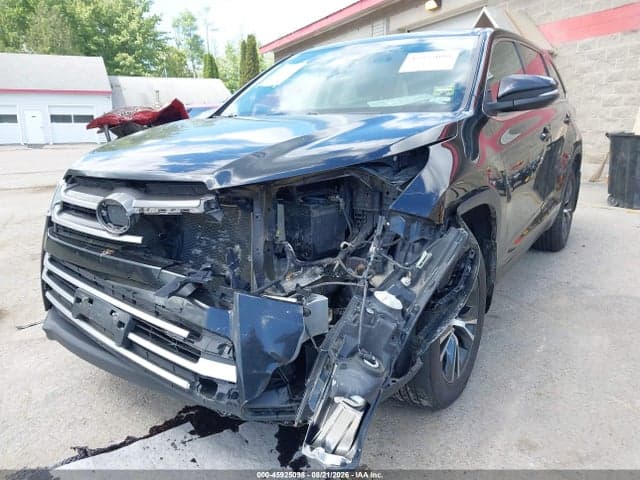 2018 TOYOTA HIGHLANDER LE 6