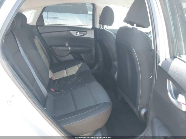 2020 KIA FORTE LXS 8