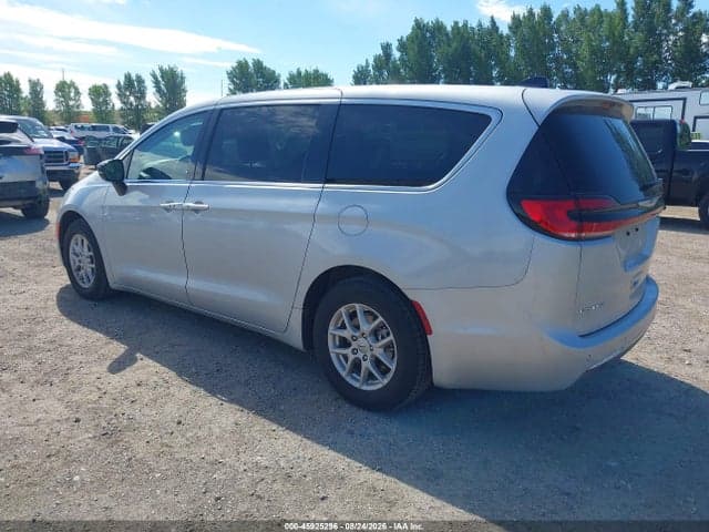 2024 CHRYSLER PACIFICA TOURING L 3