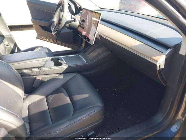 2021 TESLA MODEL 3 STANDARD RANGE PLUS REAR-WHEEL DRIVE 5