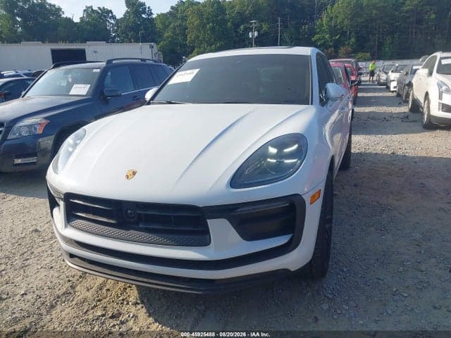 2025 PORSCHE MACAN T 2