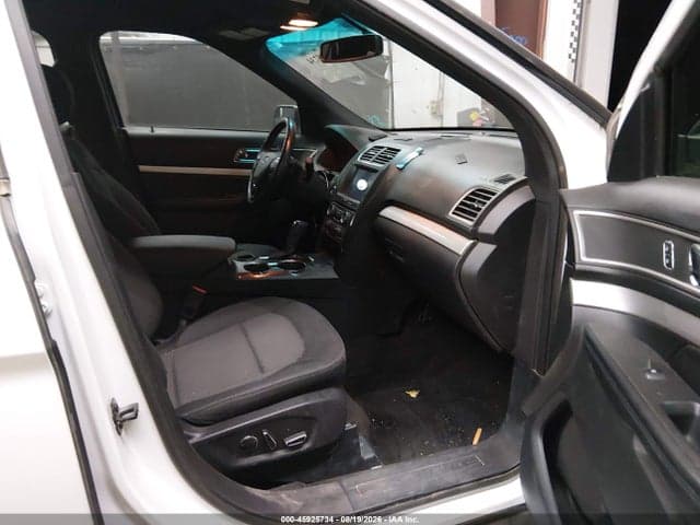 2017 FORD EXPLORER XLT 5