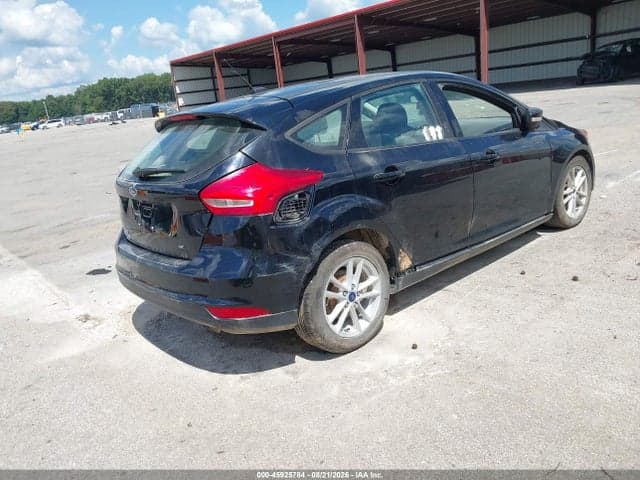 2017 FORD FOCUS SE 4