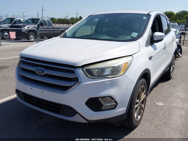2017 FORD ESCAPE SE 2