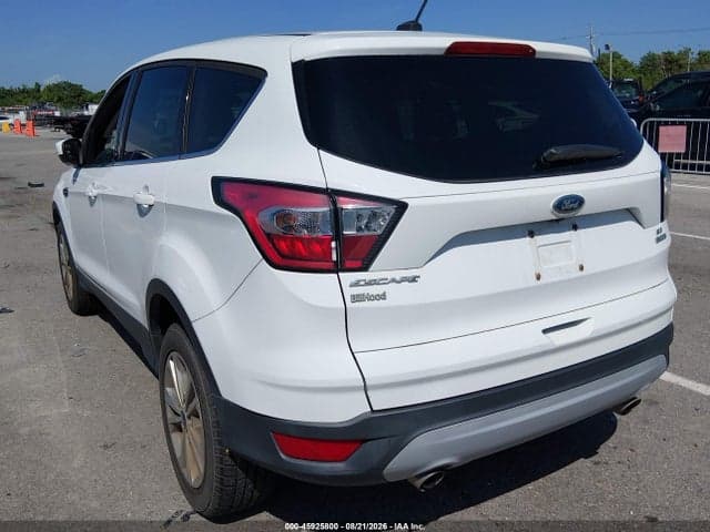 2017 FORD ESCAPE SE 3