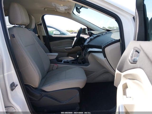 2017 FORD ESCAPE SE 5