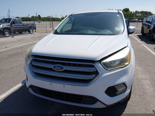 2017 FORD ESCAPE SE 6