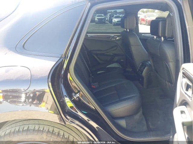 2019 PORSCHE MACAN S 8