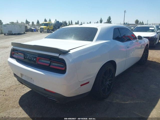 2019 DODGE CHALLENGER SXT 4