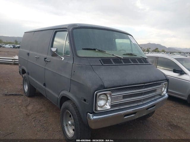 1977 DODGE VAN (TRADESMAN 100) 1