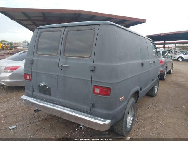 1977 DODGE VAN (TRADESMAN 100) 4