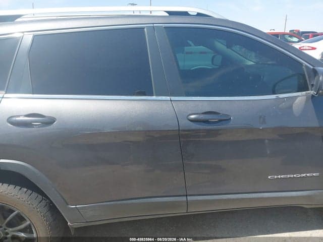 2019 JEEP CHEROKEE LIMITED 4X4 13