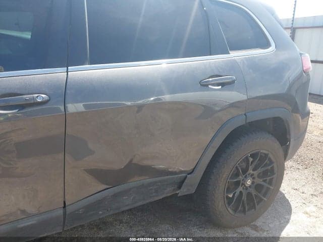 2019 JEEP CHEROKEE LIMITED 4X4 6