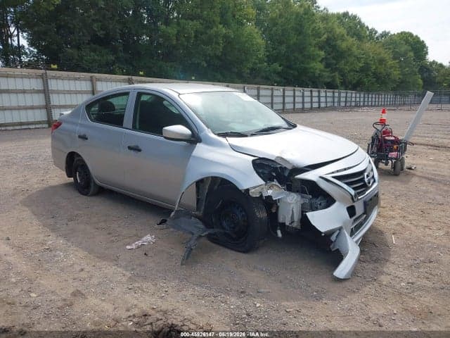 2017 NISSAN VERSA 1.6 S+ 1
