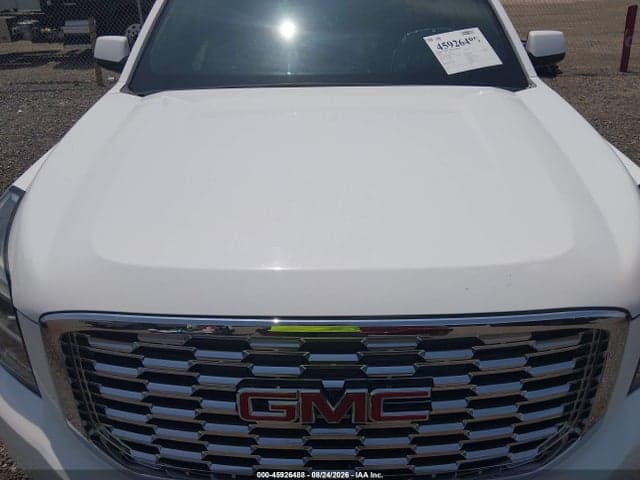2019 GMC YUKON DENALI 10
