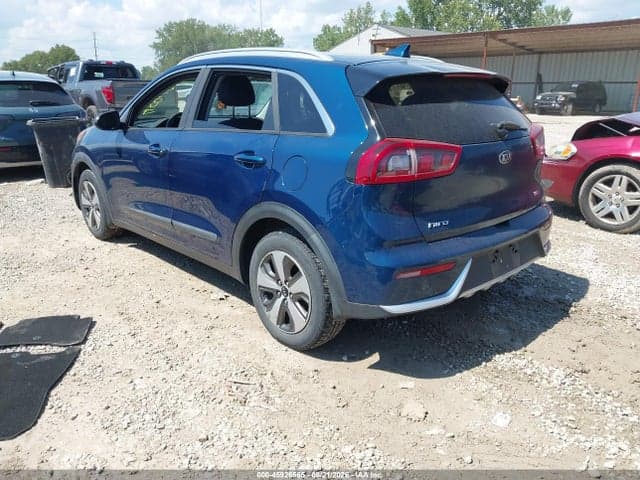 2017 KIA NIRO LX 3