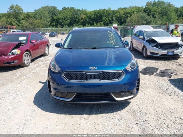 2017 KIA NIRO LX 6