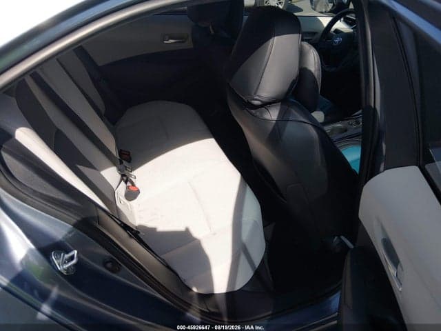 2021 TOYOTA COROLLA LE 8