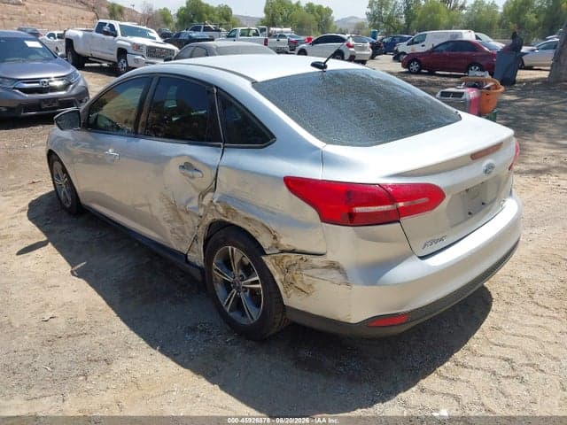 2017 FORD FOCUS SE 3