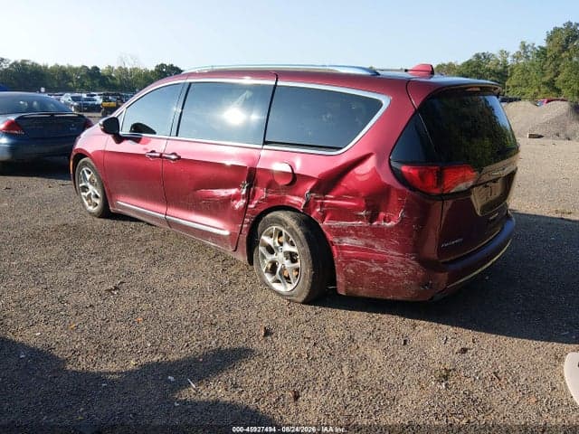 2018 CHRYSLER PACIFICA LIMITED 3