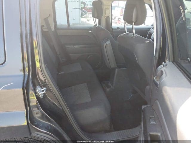 2017 JEEP PATRIOT LATITUDE 8