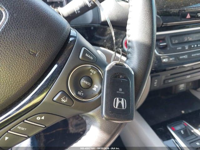 2018 HONDA PILOT TOURING 11