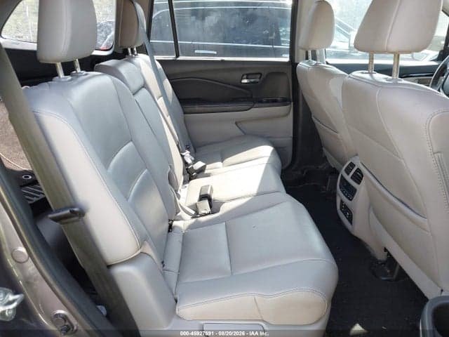 2018 HONDA PILOT TOURING 8
