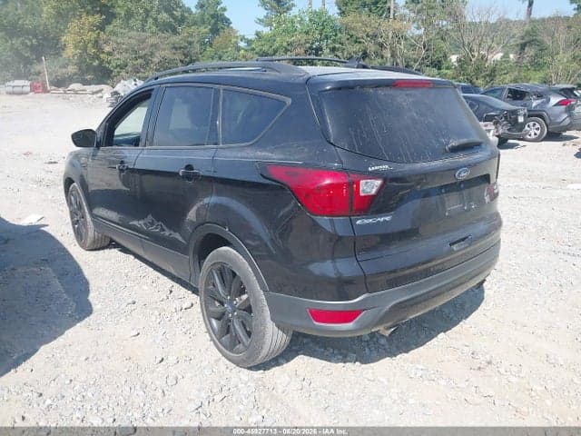 2019 FORD ESCAPE SE 3