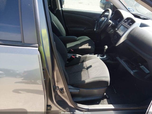 2019 NISSAN VERSA 1.6 SV 5